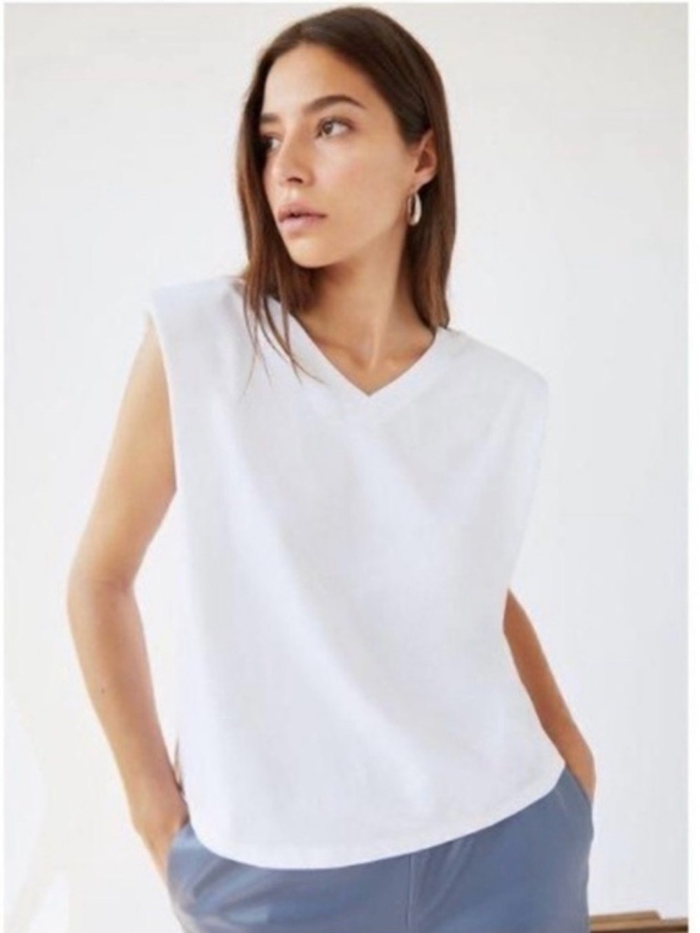 Babaton V-neck Shoulder Pad Tank S